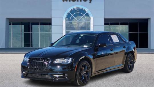 2023 Chrysler 300 Touring L — Sedan — 8,558 mi — Los Lunas, NM