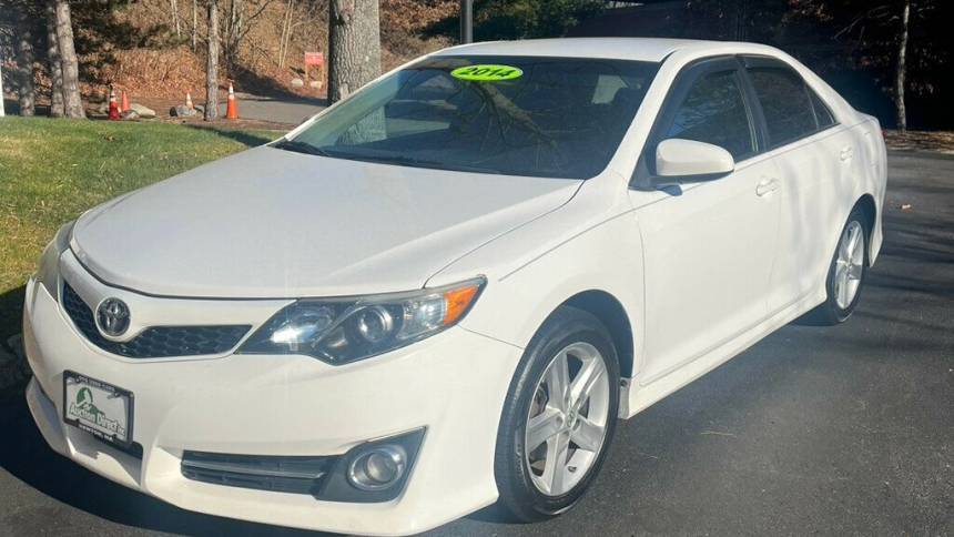 2014 Toyota Camry L — Sedan — 98,407 mi — Newton, MA