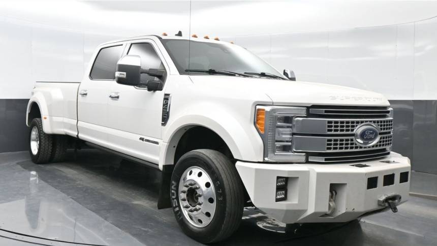 2019 Ford Super Duty F-450 Platinum — Pickup Truck — 141,477 mi — Darlington, SC