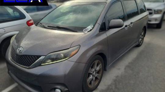 2015 Toyota Sienna SE — Minivan — 118,131 mi — Gainsville, GA
