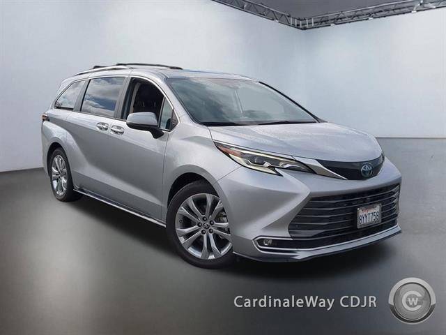 2022 Toyota Sienna Platinum — Minivan — 64,450 mi — Santa Rosa, CA