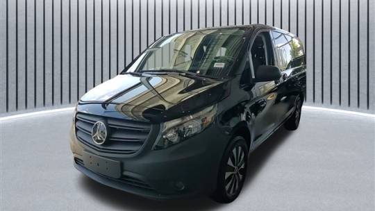 2023 Mercedes-Benz Metris Passenger Van Standard — Passenger Van — 8,734 mi — St. Charles, IL