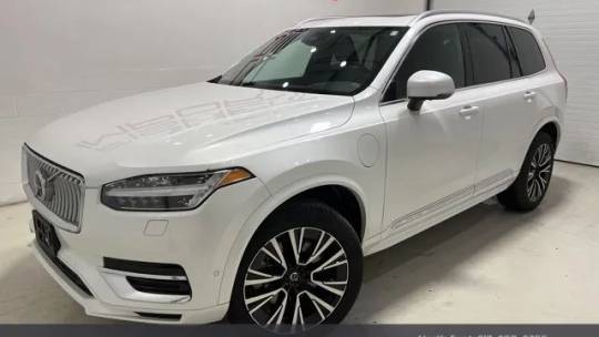 2023 Volvo XC90 Recharge T8 Plus Bright Theme 7P