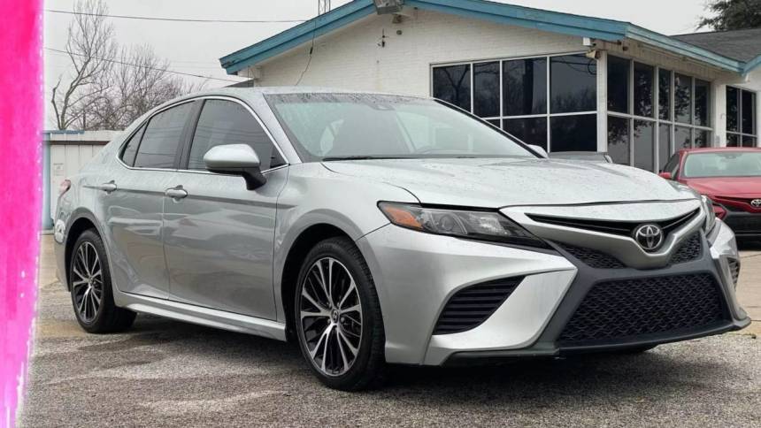 2020 Toyota Camry SE — Sedan — 104,339 mi — Dallas, TX