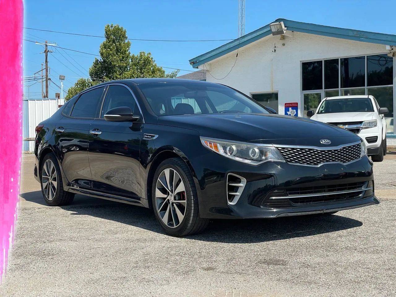 2017 Kia Optima SX Turbo — Sedan — 78,398 mi — Dallas, TX