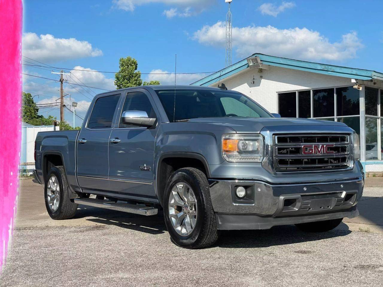 2015 GMC Sierra 1500 SLT — Pickup Truck — 118,361 mi — Dallas, TX