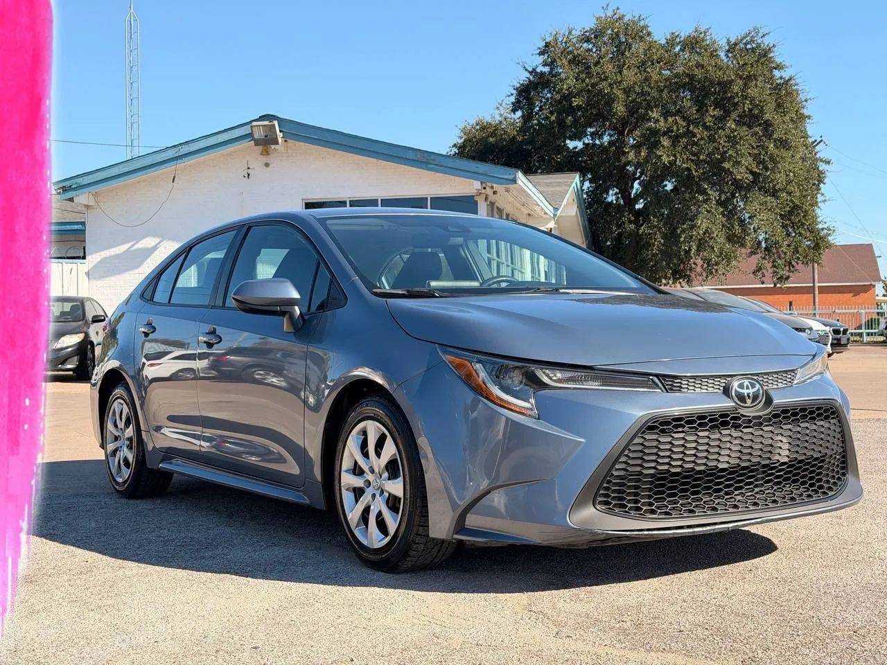 2020 Toyota Corolla LE — Sedan — 88,685 mi — Dallas, TX