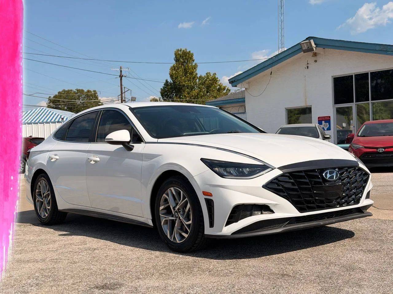 2021 Hyundai Sonata SEL — Sedan — 82,593 mi — Dallas, TX