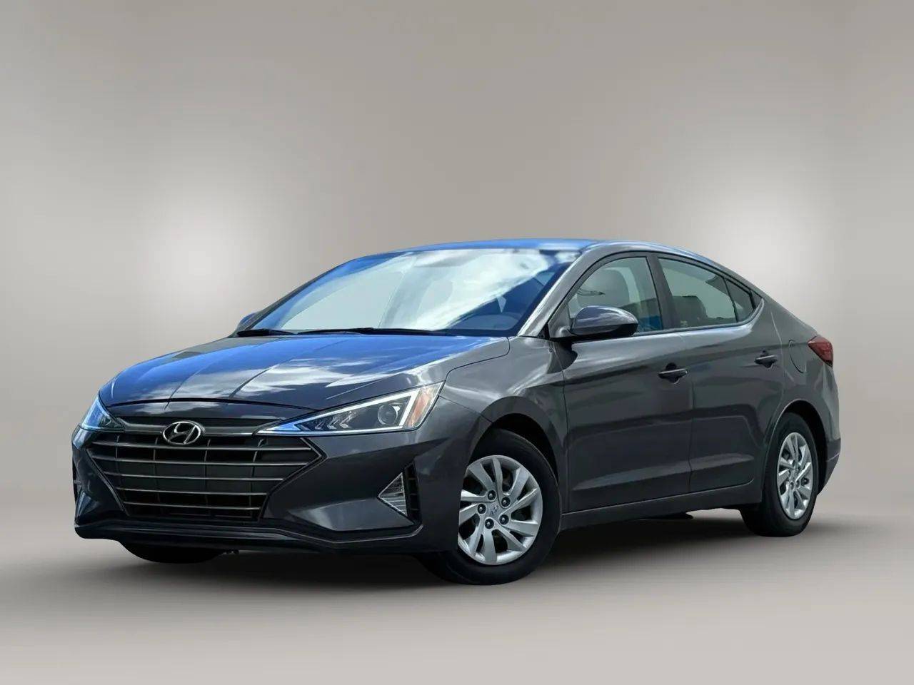 2019 Hyundai Elantra SE — Sedan — 42,425 mi — Hollywood, FL