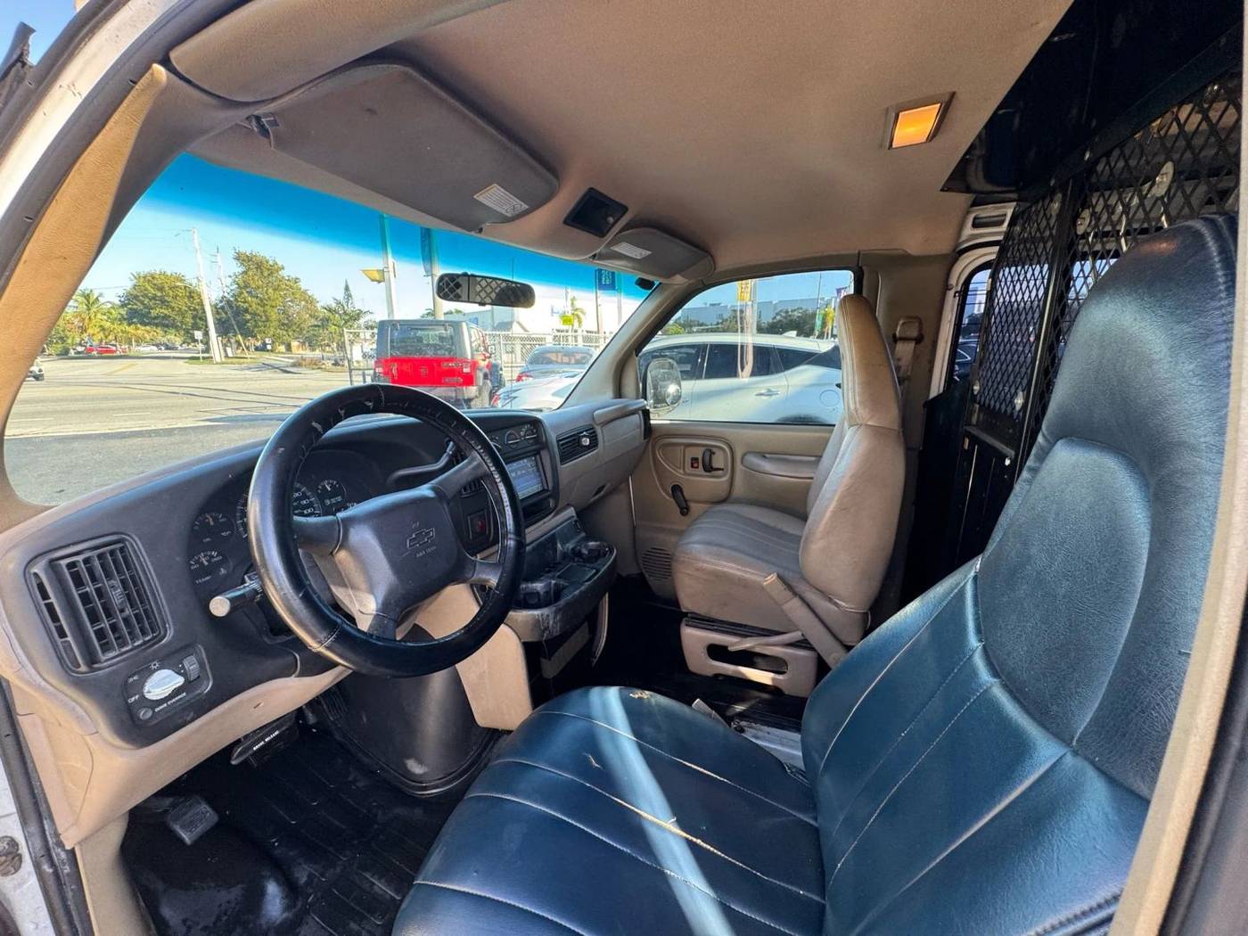 2001 Chevrolet Express Cargo Van Base — Cargo Van — 299,613 mi — Hollywood, FL