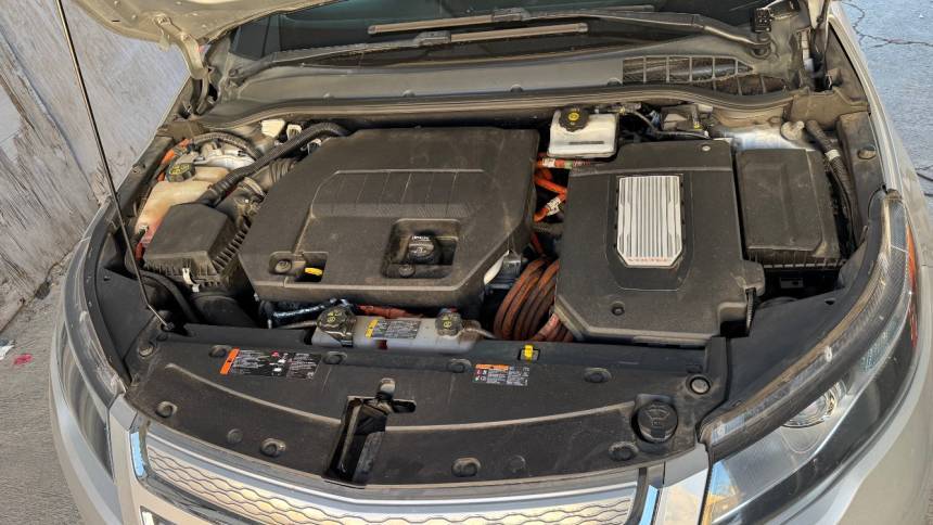2015 Chevrolet Volt Base — Sedan — 99,109 mi — Los Angeles, CA