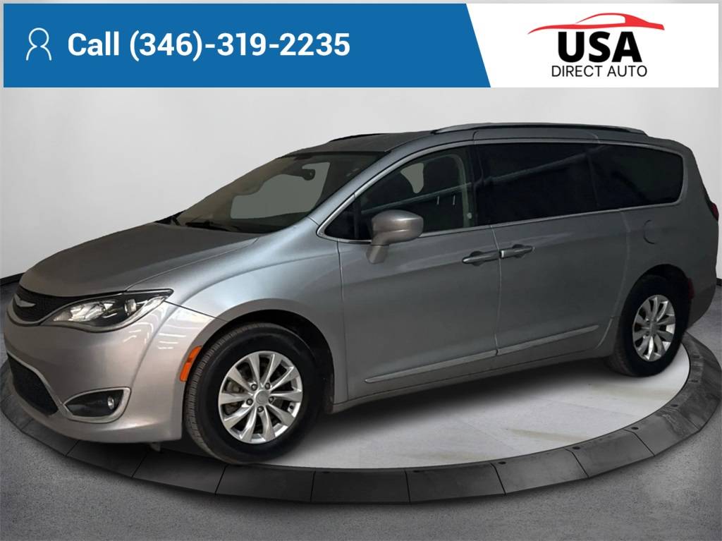 2018 Chrysler Pacifica Touring L — Minivan — 105,120 mi — Houston, TX