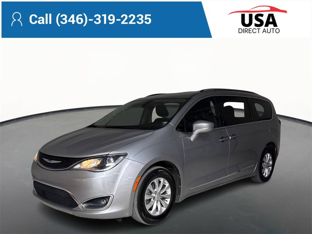 2019 Chrysler Pacifica Touring L — Minivan — 68,936 mi — Houston, TX