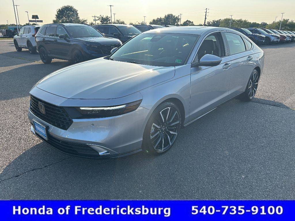 2025 Honda Accord Hybrid Touring — Sedan — 4,835 mi — Fredericksburg, VA