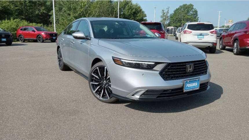 2024 Honda Accord Hybrid Touring — Sedan — 4,430 mi — Fredericksburg, VA