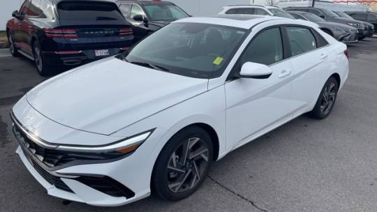 2024 Hyundai Elantra SEL — Sedan — 101 mi — Odgen, UT