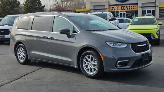 2022 Chrysler Pacifica Touring L — Minivan — 58,956 mi — Odgen, UT