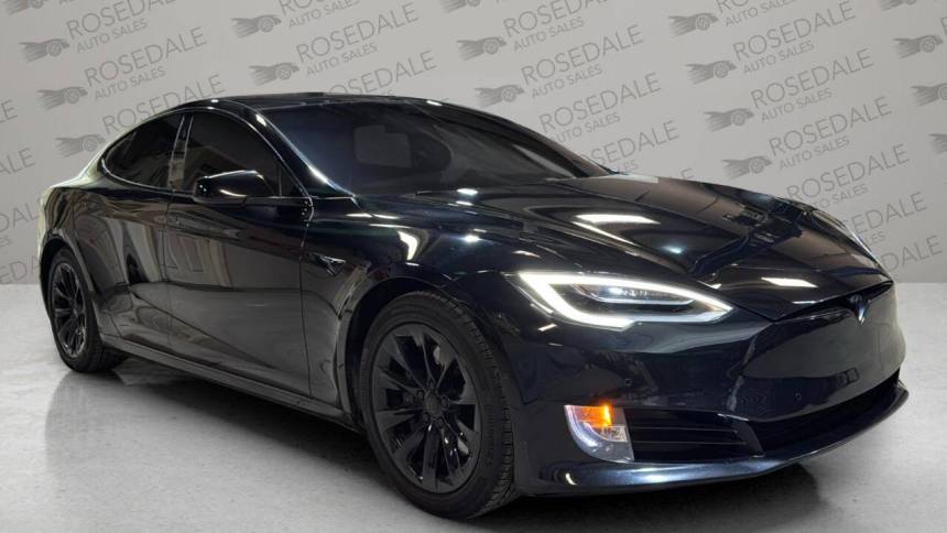 2018 Tesla Model S 75D — Hatchback — 116,500 mi — Kansas City, KS