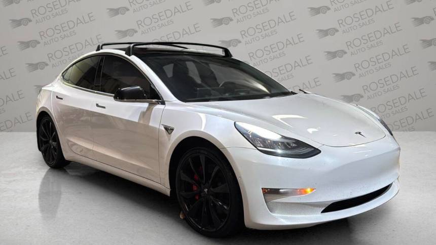 2018 Tesla Model 3 Performance — Sedan — 106,600 mi — Kansas City, KS
