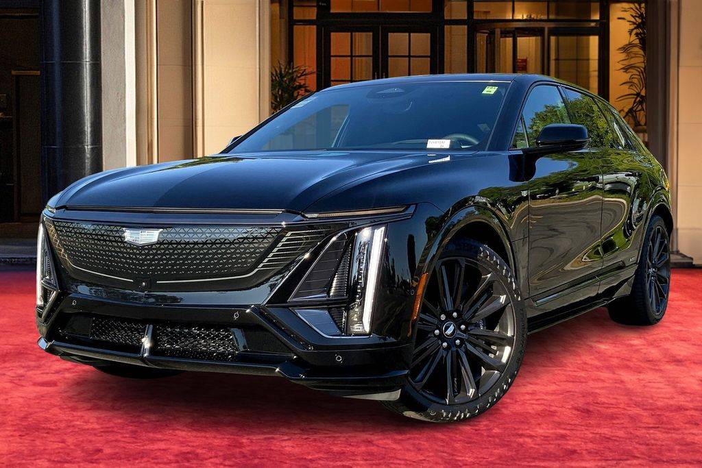 2026 Cadillac LYRIQ-V Base