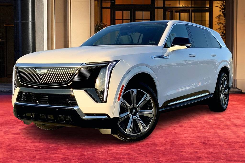 2025 Cadillac Escalade IQ Luxury 1 — SUV — 4,537 mi — Pasadena, CA