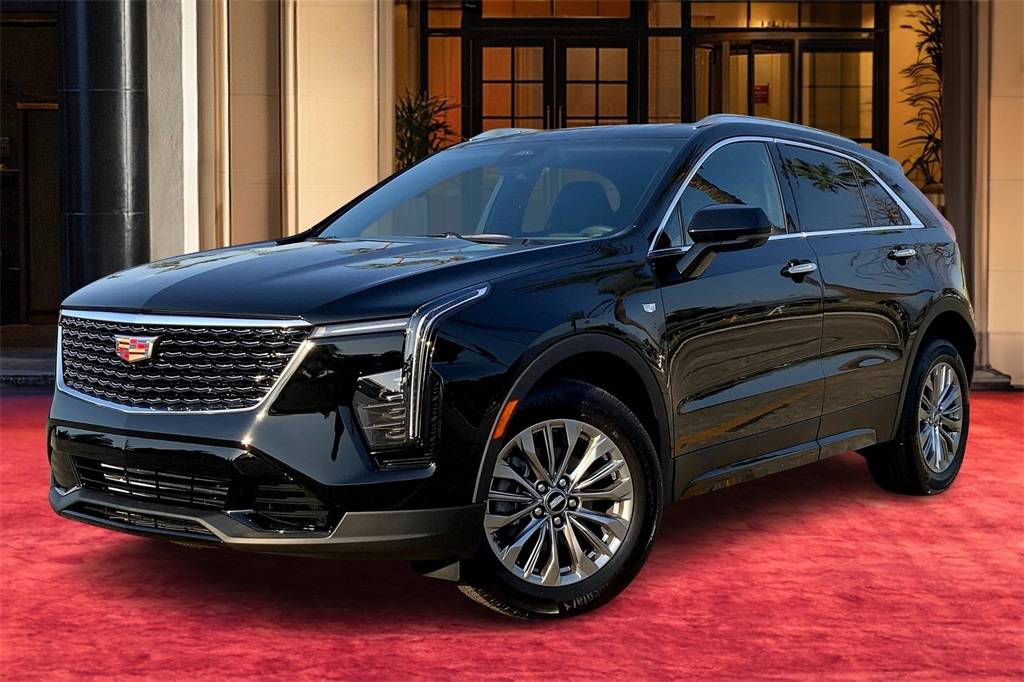 2025 Cadillac XT4 Premium Luxury — SUV — 3,056 mi — Pasadena, CA