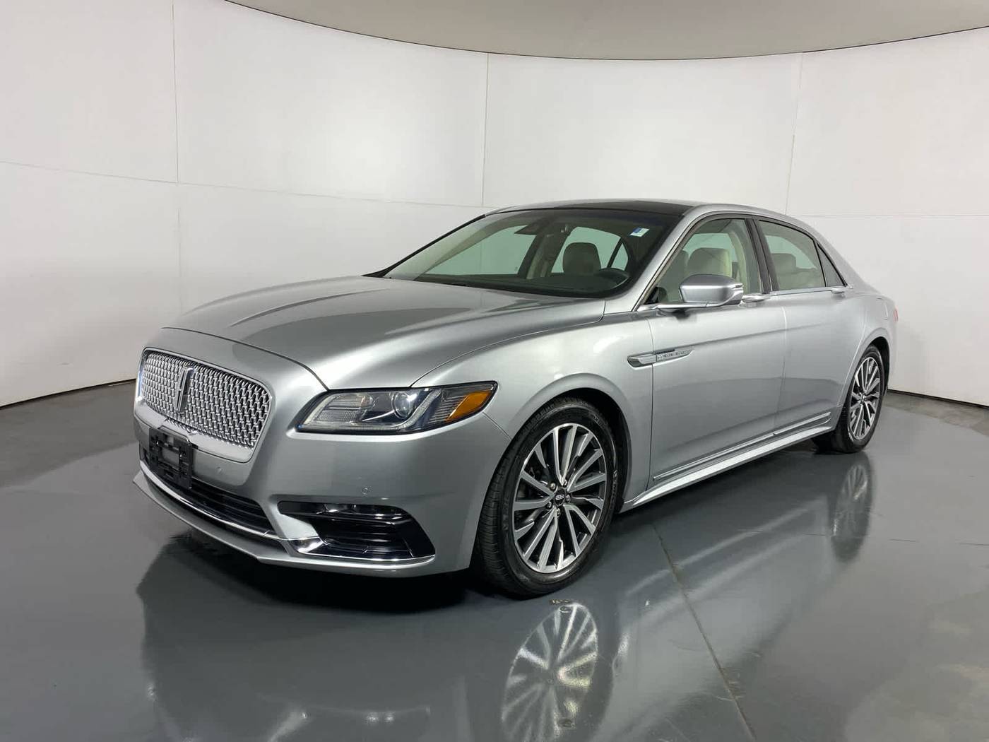 2020 Lincoln Continental Standard — Sedan — 23,116 mi — Schaumburg, IL
