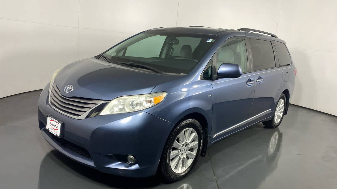 2017 Toyota Sienna XLE — Minivan — 87,441 mi — Schaumburg, IL