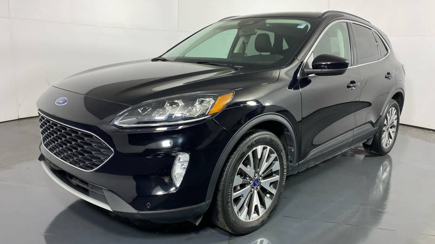 2022 Ford Escape Titanium — SUV — 29,170 mi — Schaumburg, IL