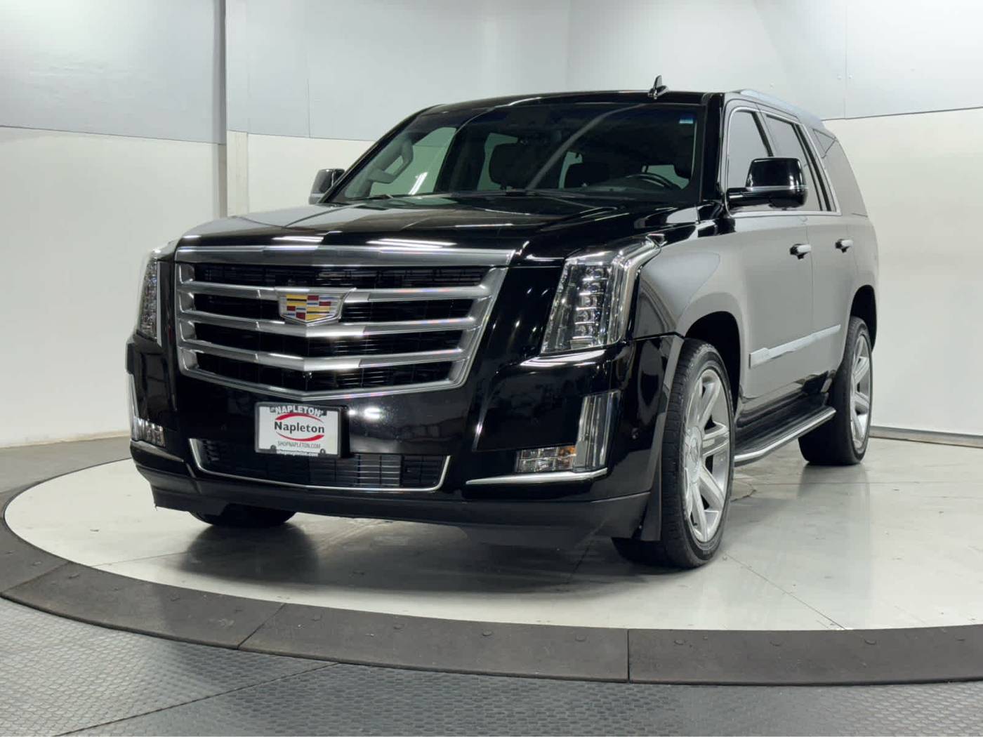 2018 Cadillac Escalade Luxury — SUV — 94,676 mi — Schaumburg, IL