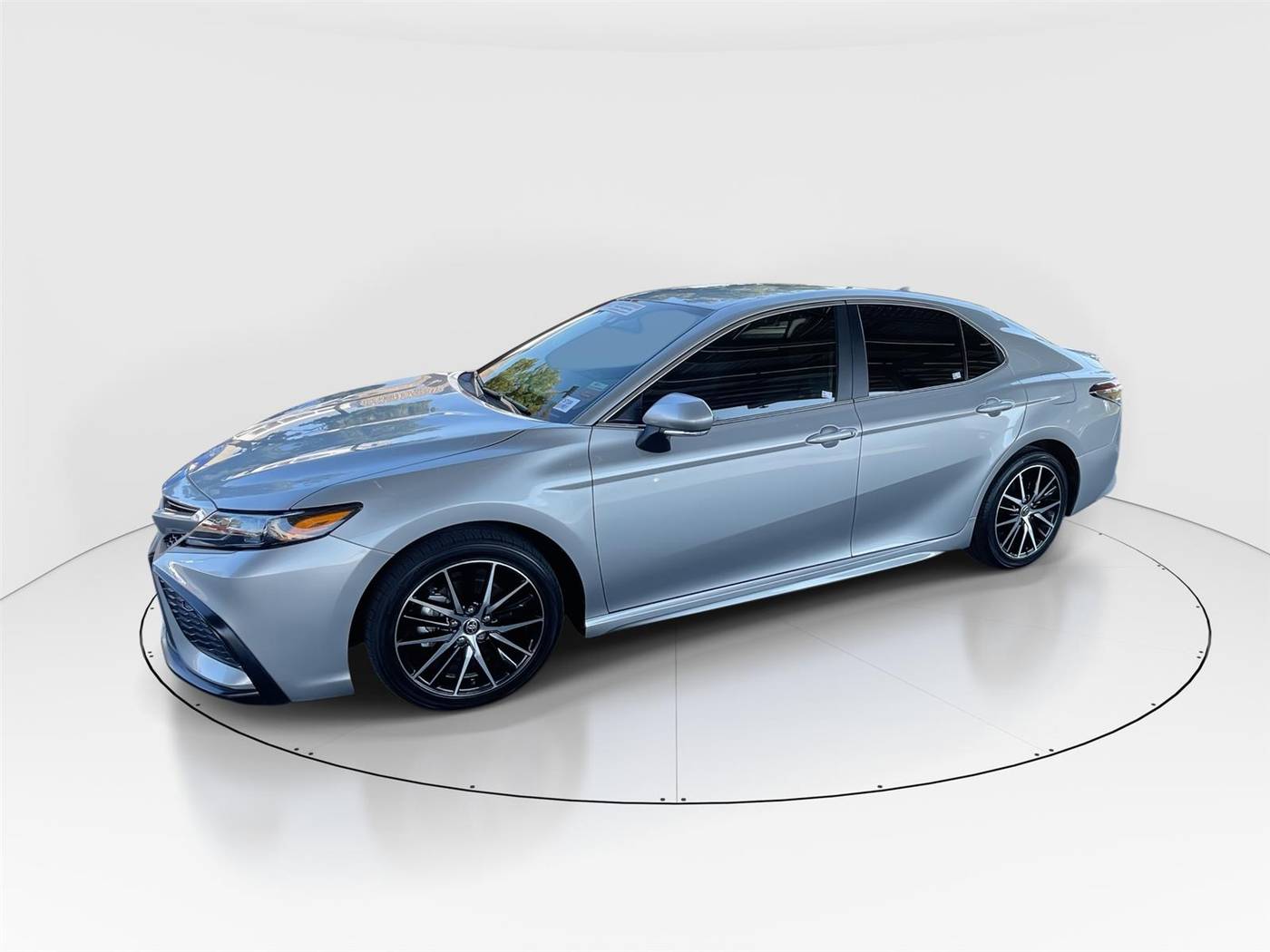 2024 Toyota Camry Hybrid SE — Sedan — 37,911 mi — Petaluma, CA