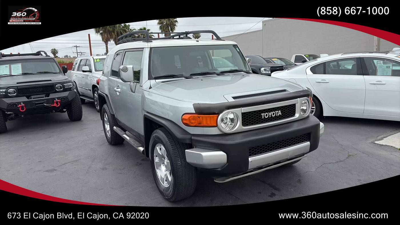 2007 Toyota FJ Cruiser Base — SUV — 58,198 mi — San Diego, CA