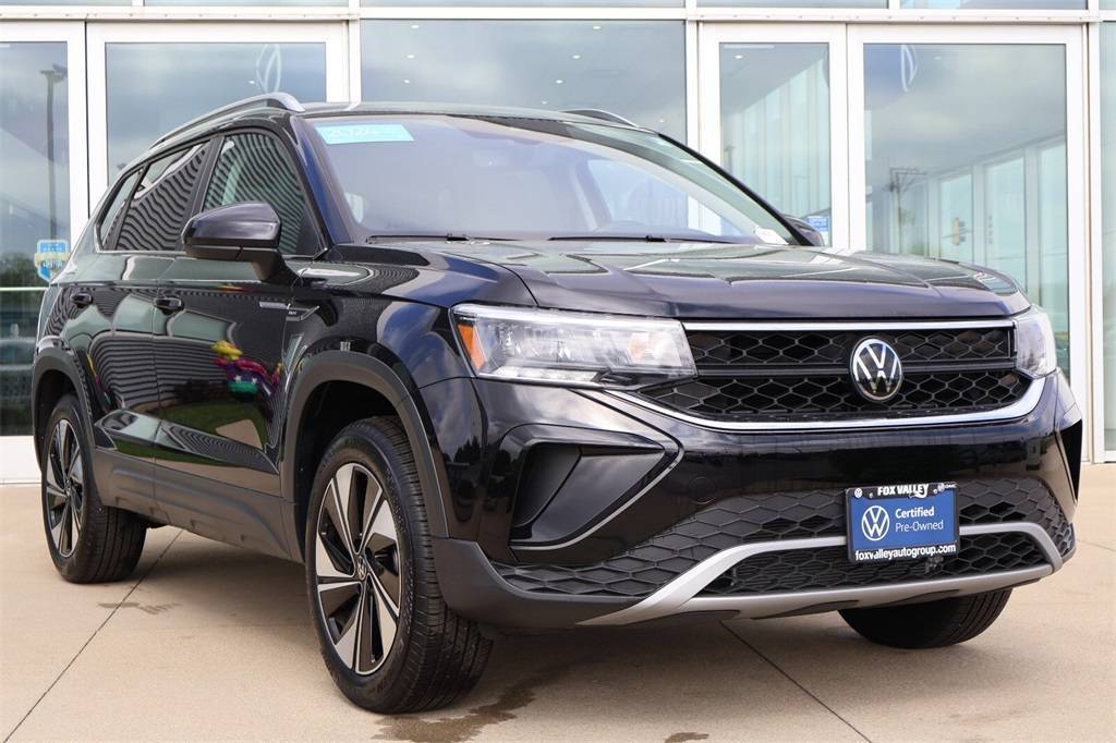 2024 Volkswagen Taos SE — SUV — 6,533 mi — Crystal Lake, IL