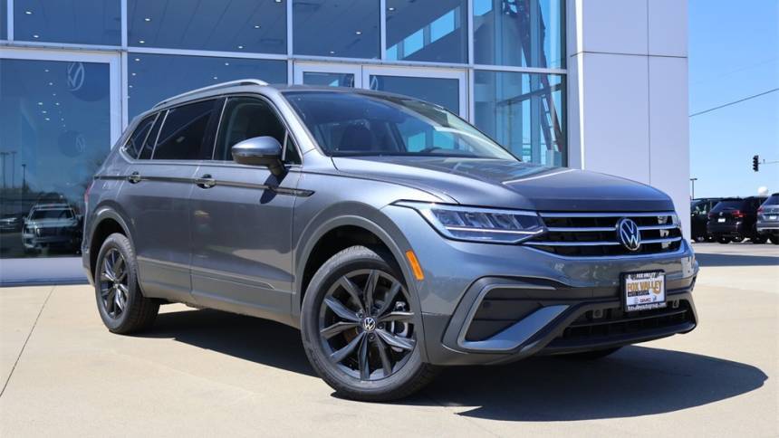 2024 Volkswagen Tiguan SE — SUV — 5,909 mi — Crystal Lake, IL