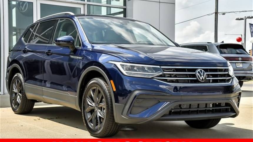 2024 Volkswagen Tiguan SE — SUV — 5,172 mi — Crystal Lake, IL