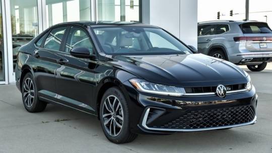 2025 Volkswagen Jetta SE — Sedan — 3,263 mi — Crystal Lake, IL
