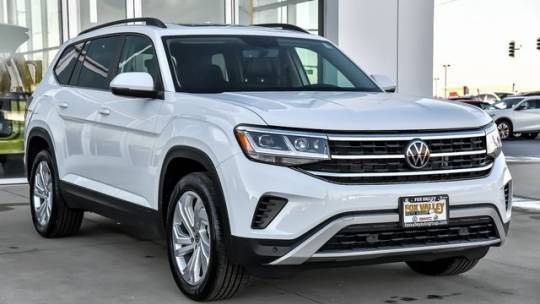 2023 Volkswagen Atlas SE with Technology — SUV — 33,215 mi — Crystal Lake, IL