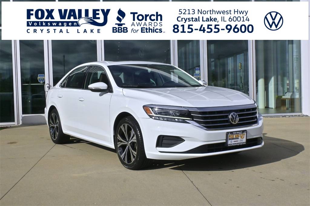 2022 Volkswagen Passat SE — Sedan — 61,391 mi — Crystal Lake, IL