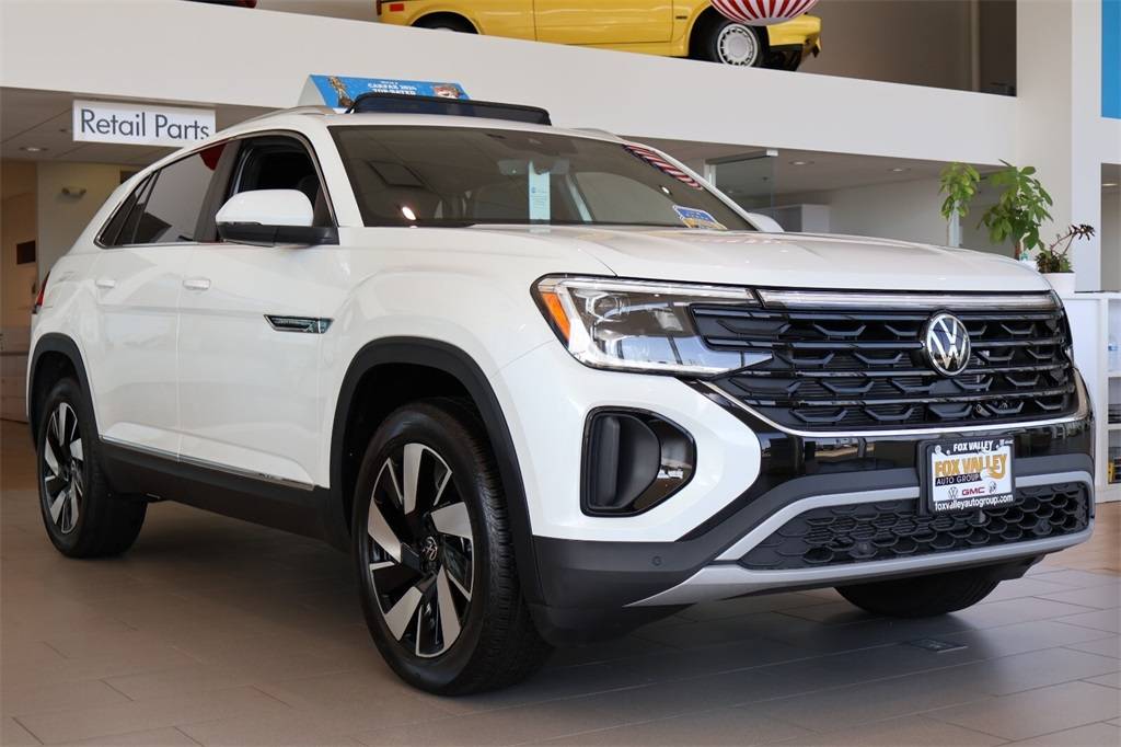 2025 Volkswagen Atlas Cross Sport SEL — SUV — 11 mi — Crystal Lake, IL
