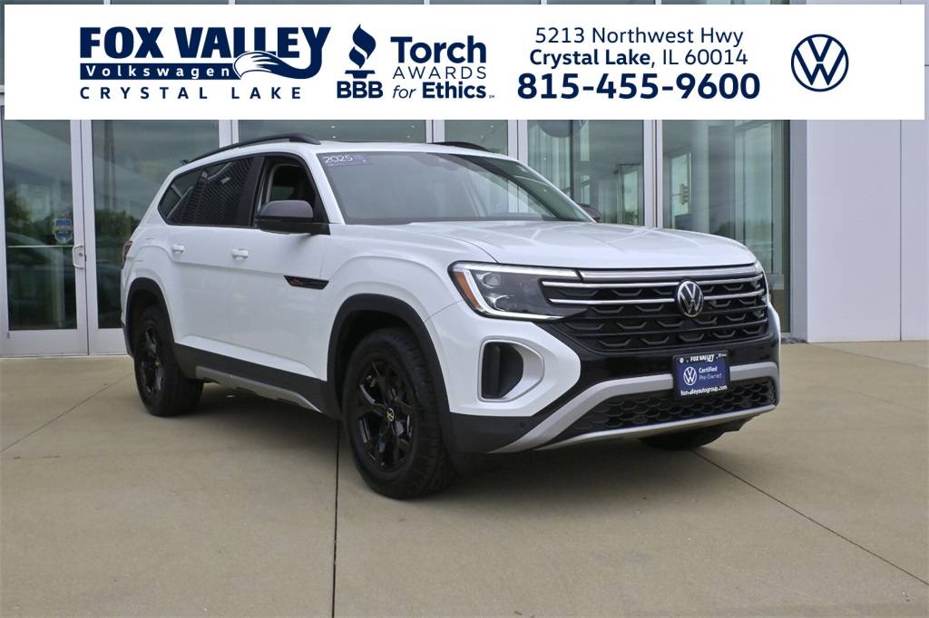 2025 Volkswagen Atlas Peak Edition — SUV — 7,699 mi — Crystal Lake, IL