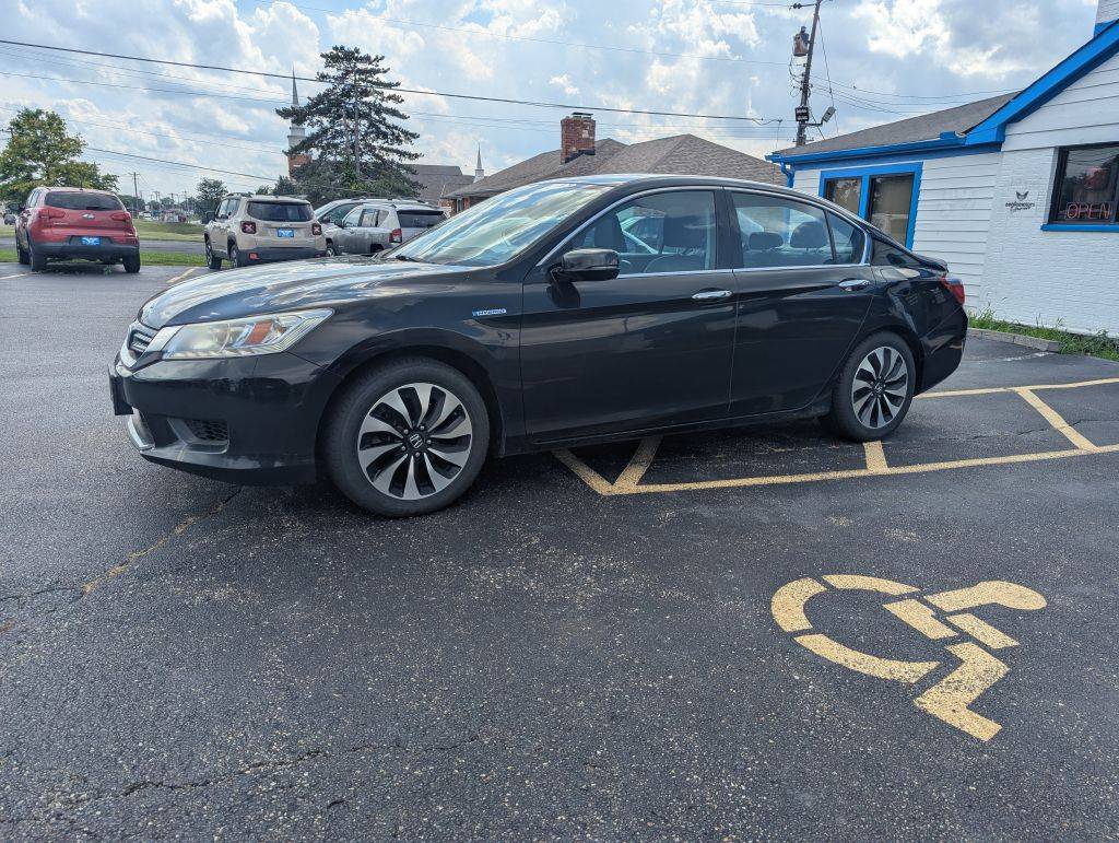 2015 Honda Accord Hybrid Touring — Sedan — 110,320 mi — West Chester, OH
