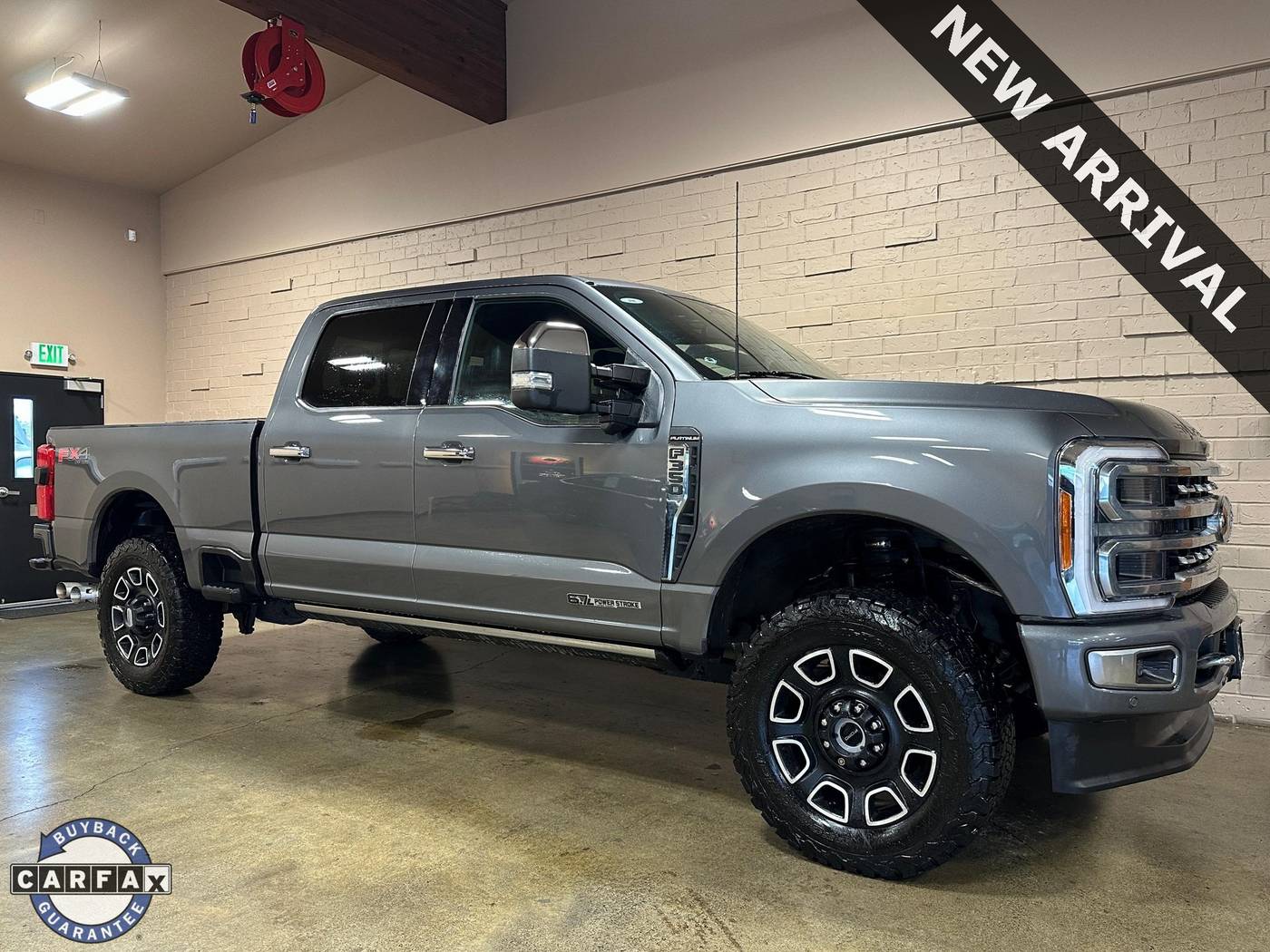 2023 Ford Super Duty F-350 Platinum — Pickup Truck — 22,705 mi — Mount Vernon, WA
