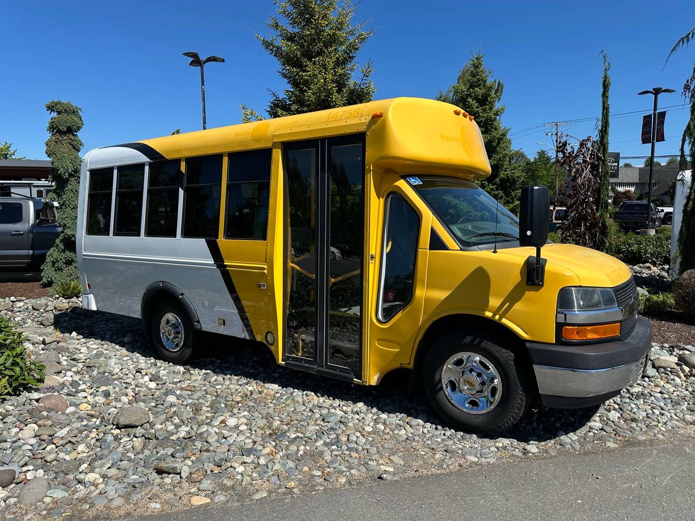 2014 Chevrolet Express Commercial Cutaway 3500 — Chassis Cab Truck — 123,569 mi — Mount Vernon, WA