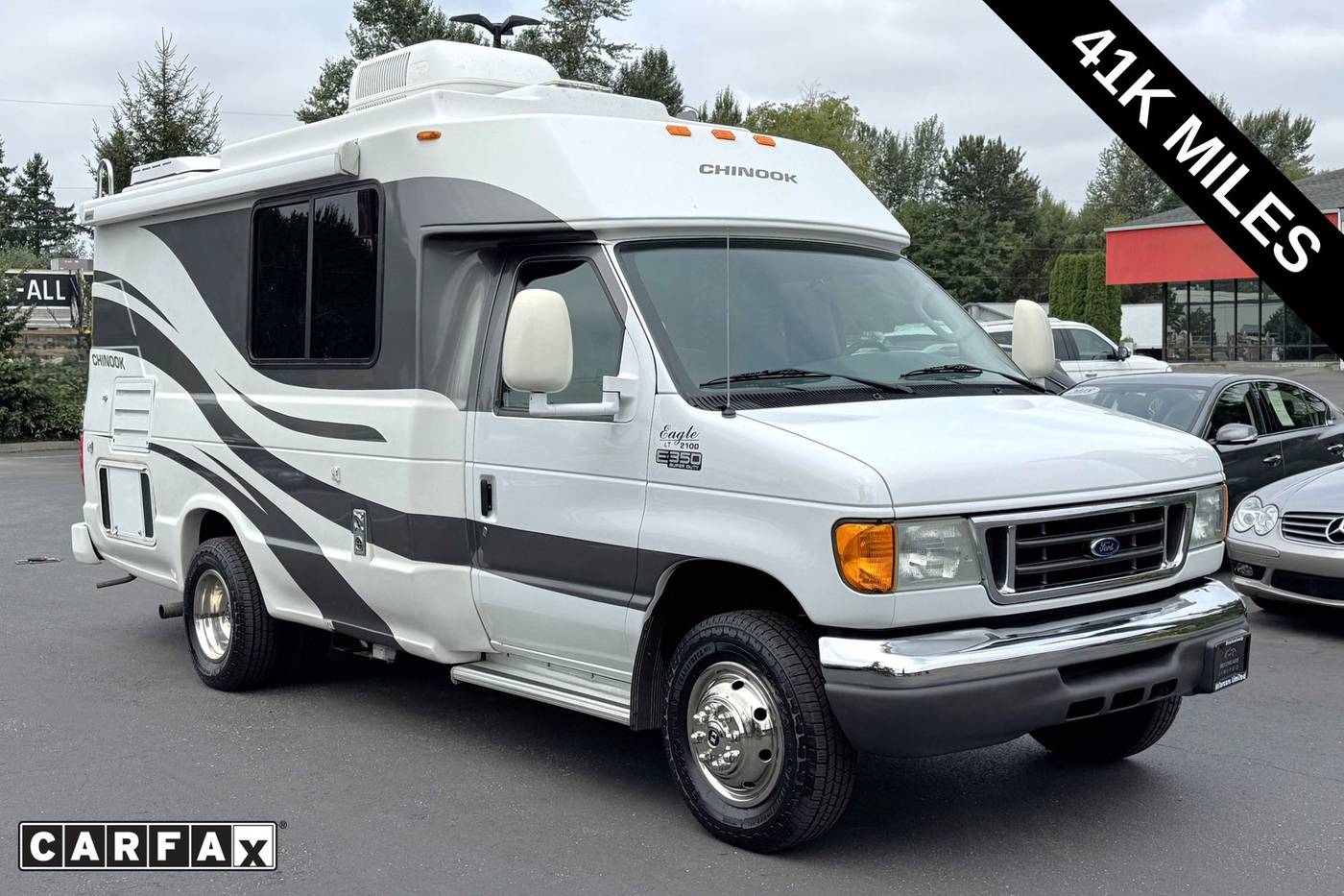 2004 Ford Econoline Commercial Cutaway E-350