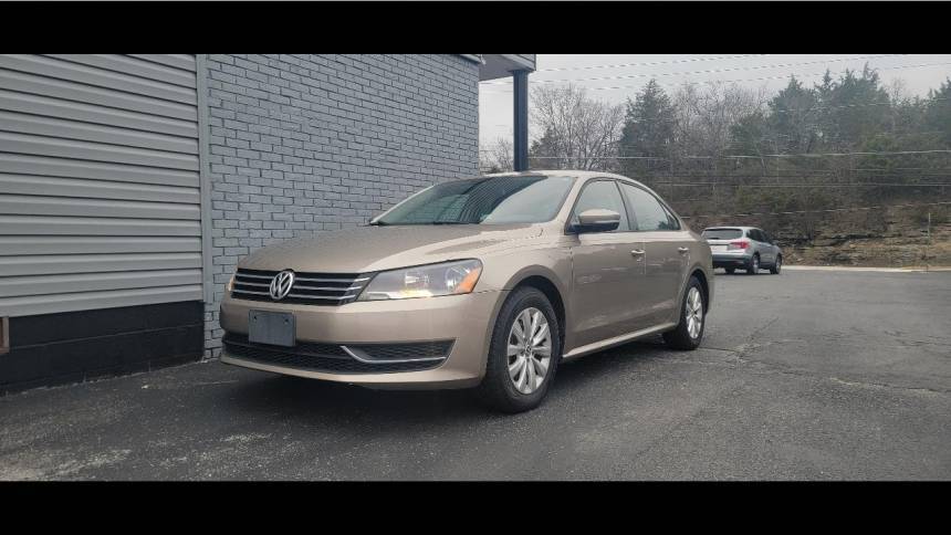 2015 Volkswagen Passat 1.8T Wolfsburg Ed. — Sedan — 129,659 mi — Hendersonville, TN