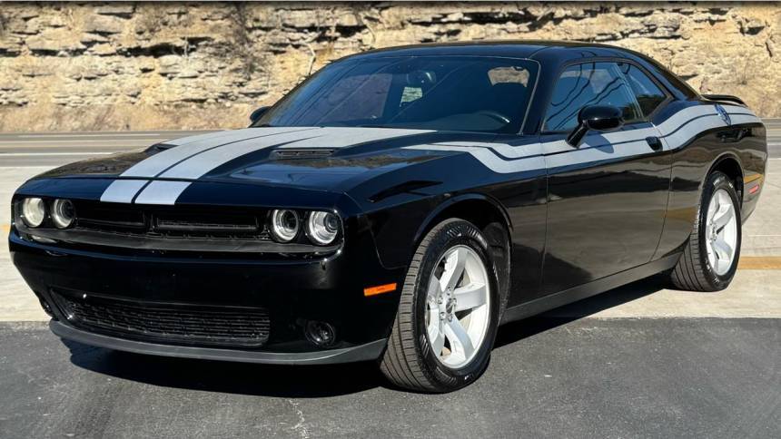 2016 Dodge Challenger SXT — Coupe — 126,956 mi — Hendersonville, TN