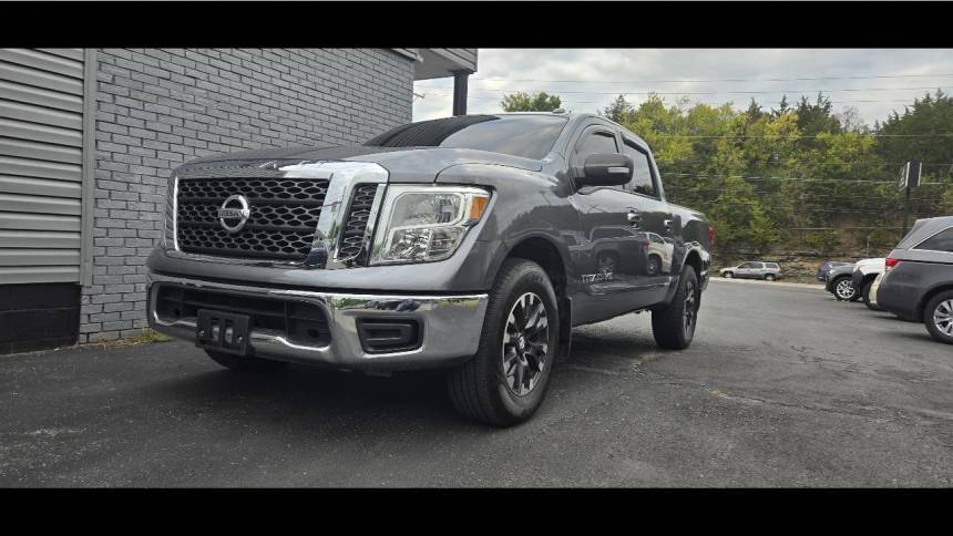 2018 Nissan Titan SV — Pickup Truck — 105,272 mi — Hendersonville, TN
