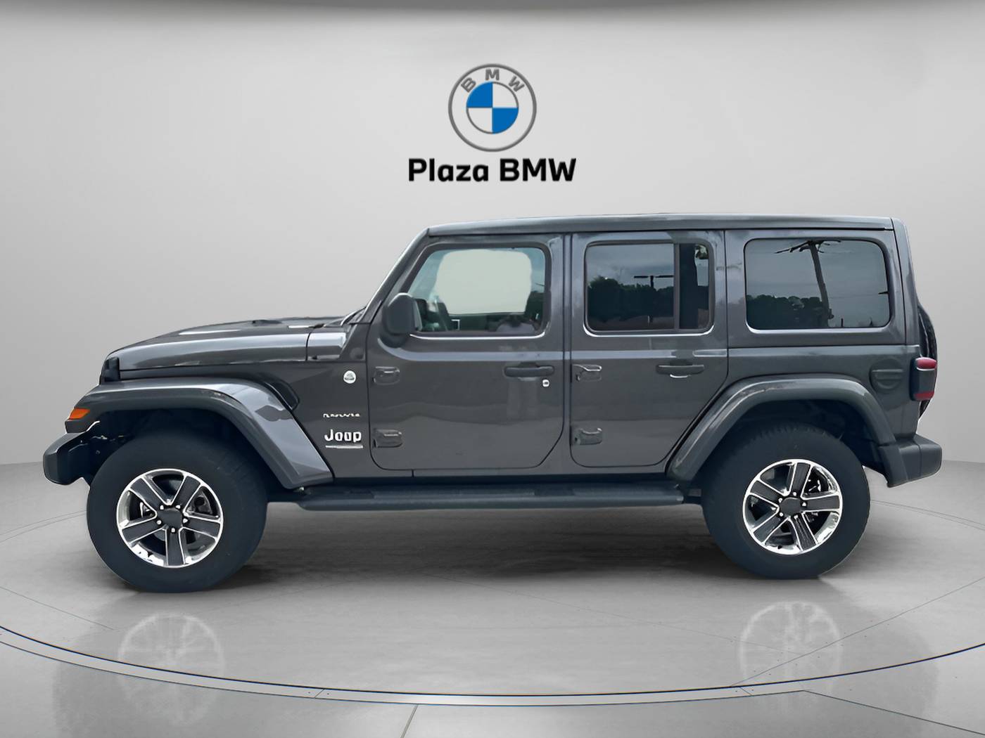 2020 Jeep Wrangler Sahara — SUV — 33,538 mi — Creve Coeur, MO