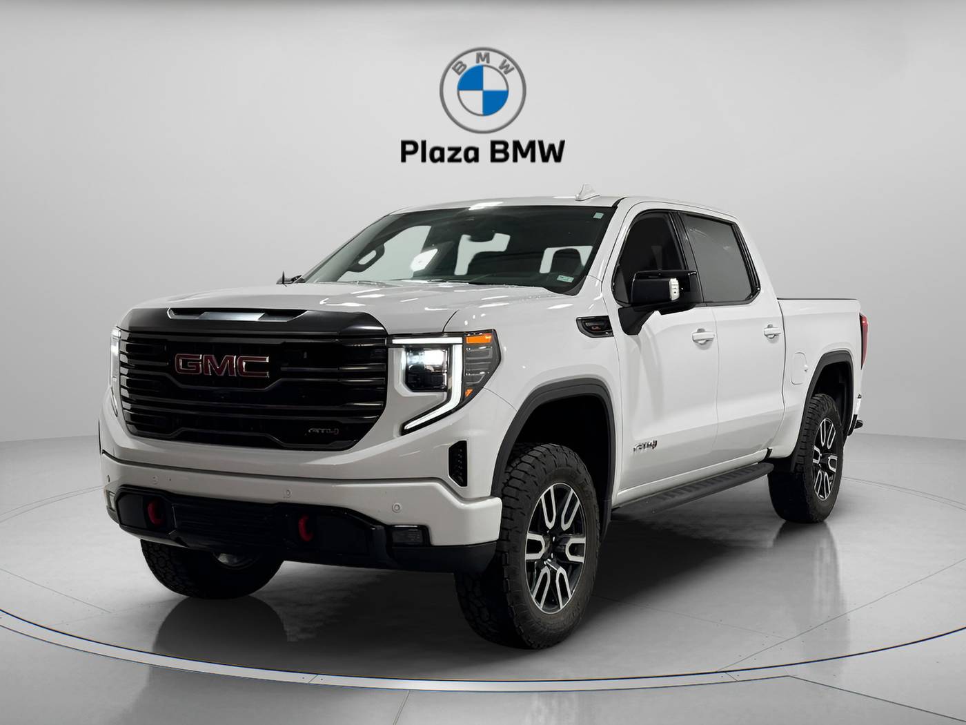 2023 GMC Sierra 1500 AT4 — Pickup Truck — 31,130 mi — Creve Coeur, MO
