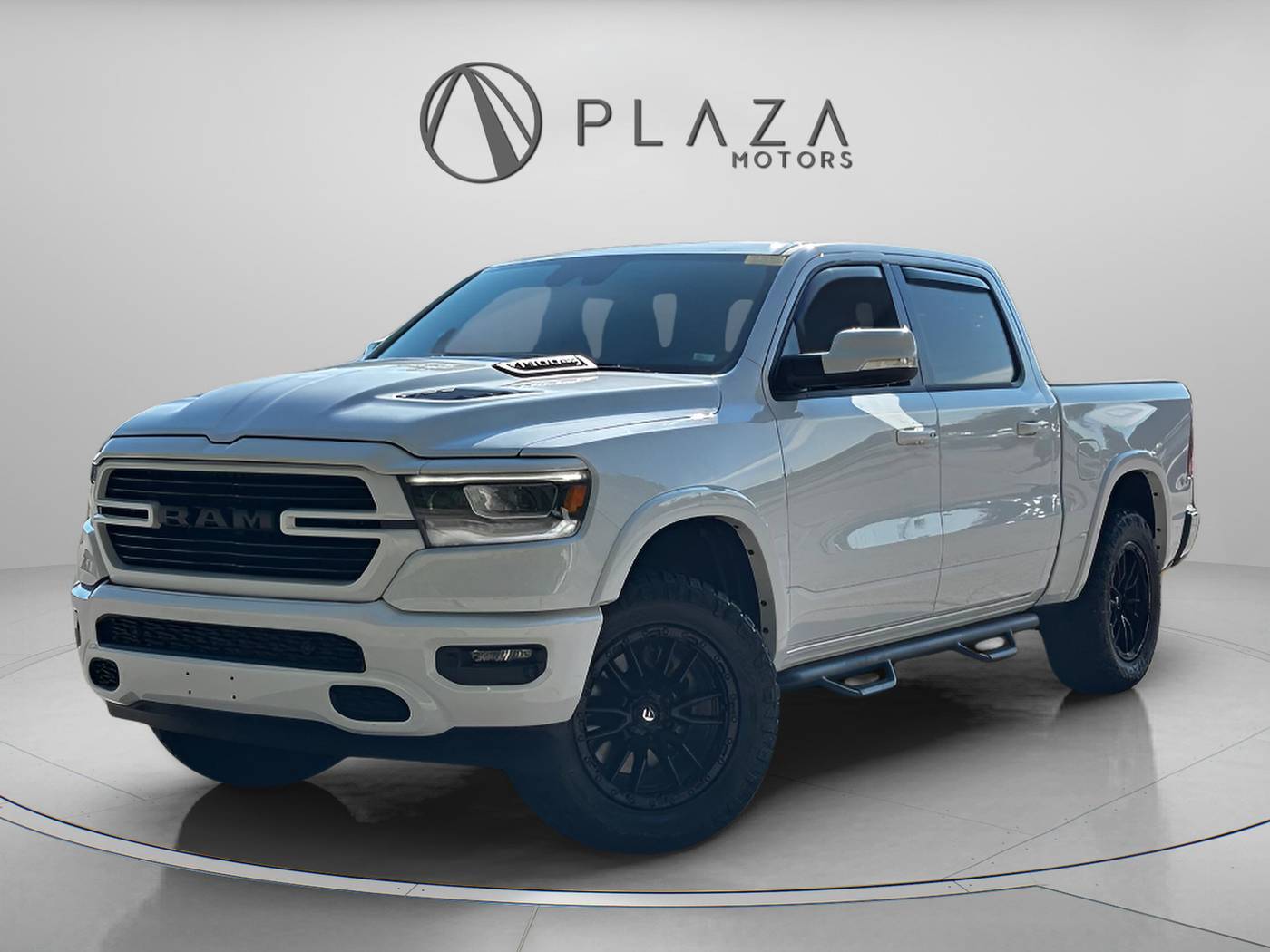2022 Ram 1500 Laramie — Pickup Truck — 17,776 mi — Creve Coeur, MO